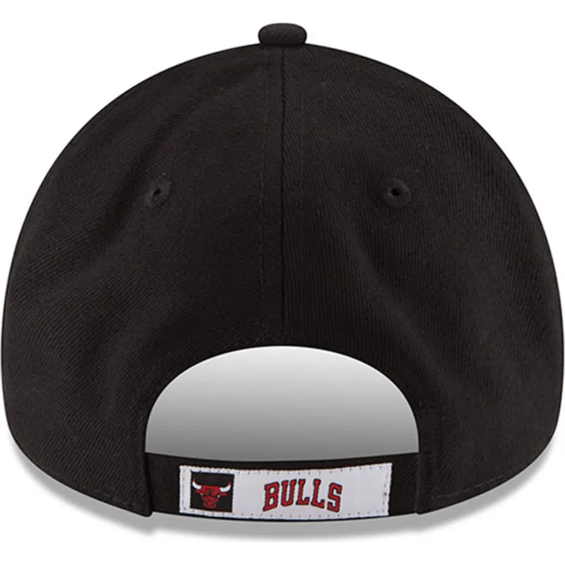 schwarze-verstellbare-gebogene-kappe-9forty-the-league-der-chicago-bulls-nba-von-new-era schwarze-verstellbare-gebogene-kappe-9forty-the-league-der-chicago-bulls-nba-von-new-era