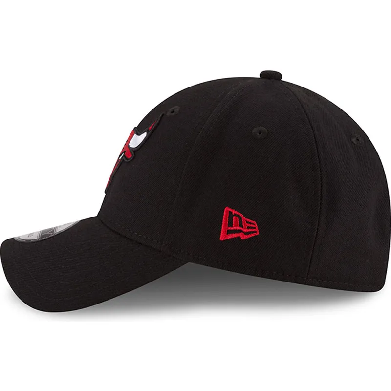 schwarze-verstellbare-gebogene-kappe-9forty-the-league-der-chicago-bulls-nba-von-new-era schwarze-verstellbare-gebogene-kappe-9forty-the-league-der-chicago-bulls-nba-von-new-era