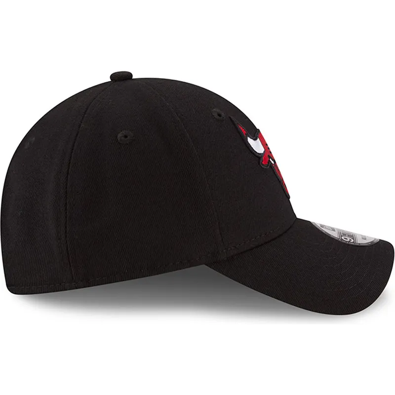 schwarze-verstellbare-gebogene-kappe-9forty-the-league-der-chicago-bulls-nba-von-new-era schwarze-verstellbare-gebogene-kappe-9forty-the-league-der-chicago-bulls-nba-von-new-era