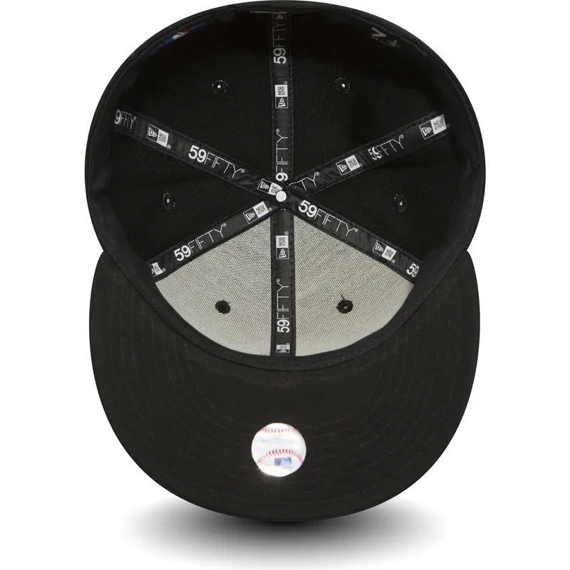 schwarze-enganliegende-59fifty-essential-flatcap-der-new-york-yankees-mlb-von-new-era schwarze-enganliegende-59fifty-essential-flatcap-der-new-york-yankees-mlb-von-new-era