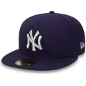 mutzen-flach-violett-angepasst-59fifty-essential-der-new-york-yankees-mlb-von-new-era