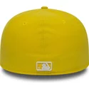 mutzen-flach-gelb-angepasst-59fifty-essential-der-new-york-yankees-mlb-von-new-era