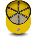 new-era-flat-brim-dark-yellow-9fifty-essential-new-york-yankees-mlb-yellow-fitted-cap