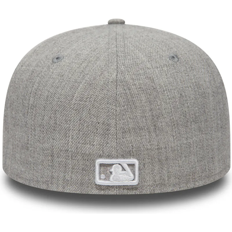 graue-anliegende-59fifty-essential-flat-cap-der-new-york-yankees-mlb-von-new-era graue-anliegende-59fifty-essential-flat-cap-der-new-york-yankees-mlb-von-new-era