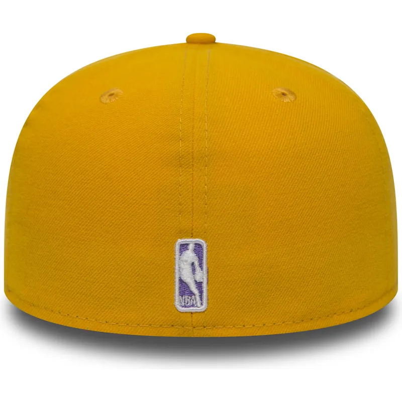 gelbe-enganliegende-59fifty-essential-flatcap-der-los-angeles-lakers-nba-von-new-era