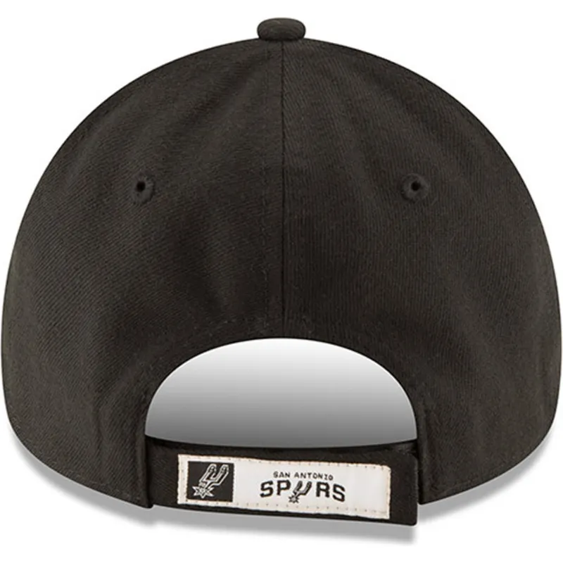 schwarze-verstellbare-curved-cap-9forty-the-league-der-san-antonio-spurs-nba-von-new-era schwarze-verstellbare-curved-cap-9forty-the-league-der-san-antonio-spurs-nba-von-new-era