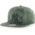 mutzen-flach-tarnung-snapback-der-new-york-yankees-mlb-von-47-brand
