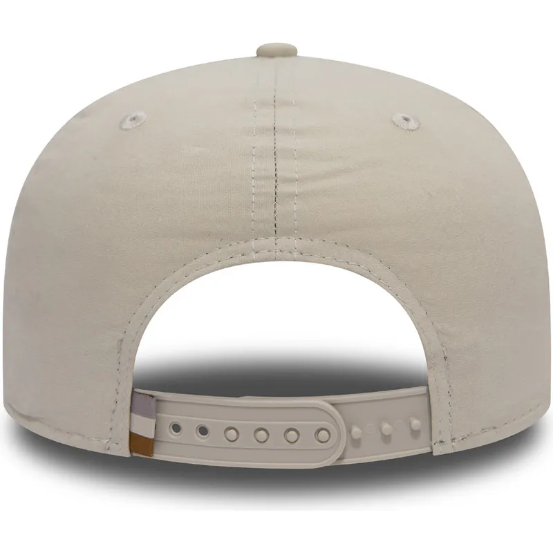 mutzen-flach-rosa-snapback-9fifty-lightweight-essential-der-new-york-yankees-mlb-von-new-era