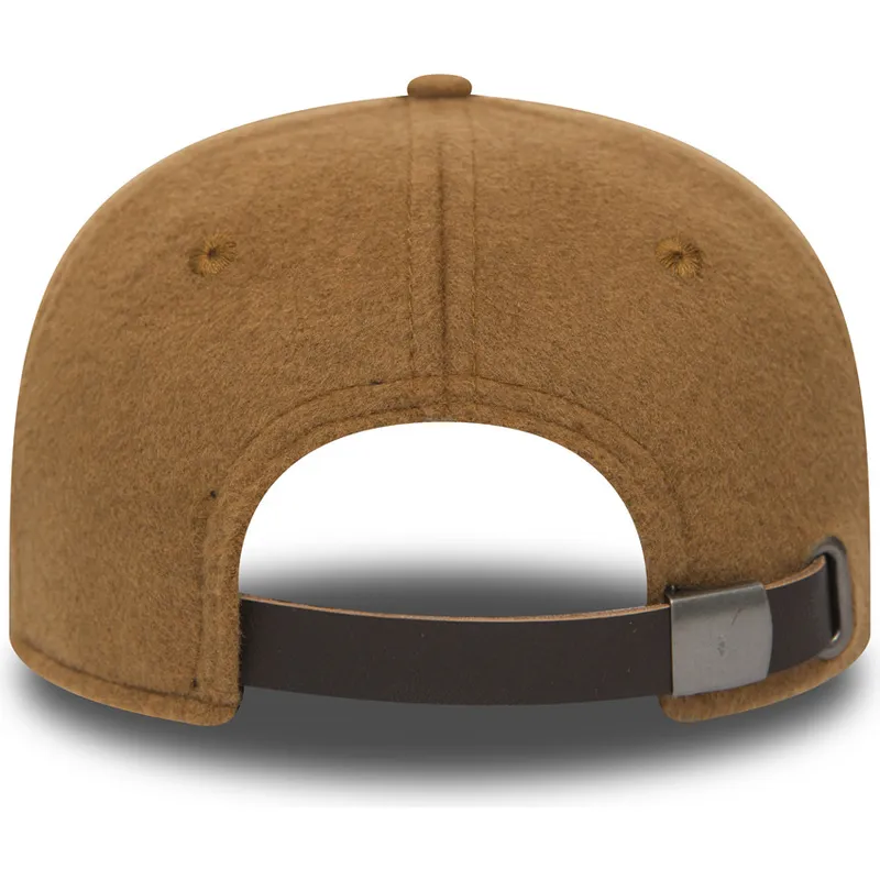 mutzen-flach-braun-verstellbares-band-9fifty-von-new-era