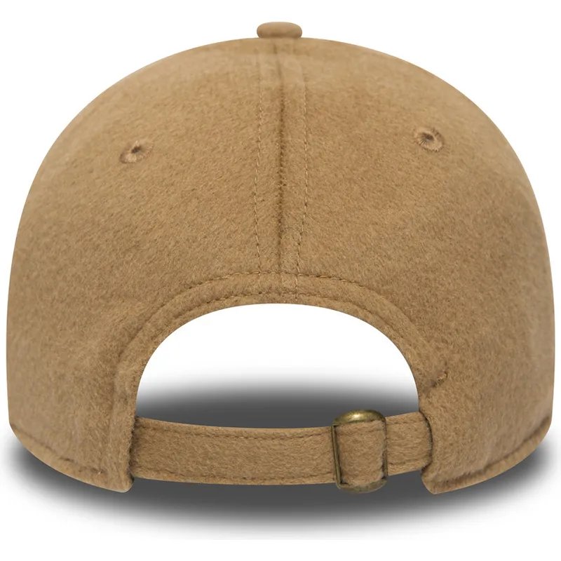 mutzen-gebogen-braun-verstellbares-band-9forty-von-new-era