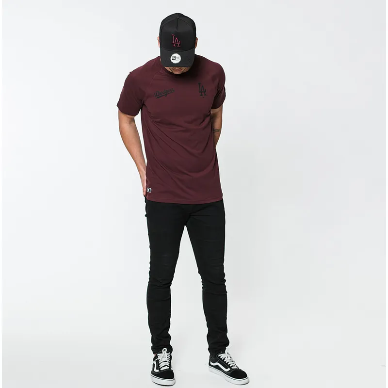 t-shirt-kurzarm-rot-granate-tech-series-der-los-angeles-dodgers-mlb-von-new-era