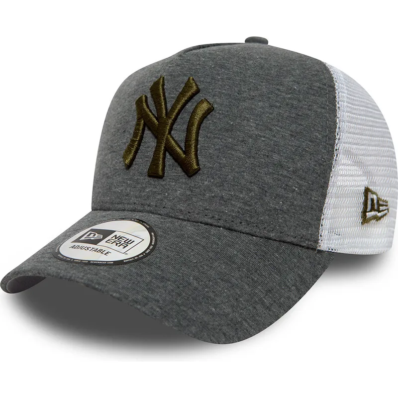 mutzen-gebogen-grau-snapback-marron-9forty-essential-jersey-der-new-york-yankees-mlb-von-new-era mutzen-gebogen-grau-snapback-marron-9forty-essential-jersey-der-new-york-yankees-mlb-von-new-era