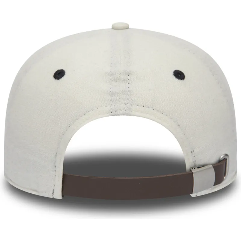 mutzen-flach-weiss-verstellbares-band-9fifty-low-profile-flannel-der-cleveland-indians-mlb-von-new-era