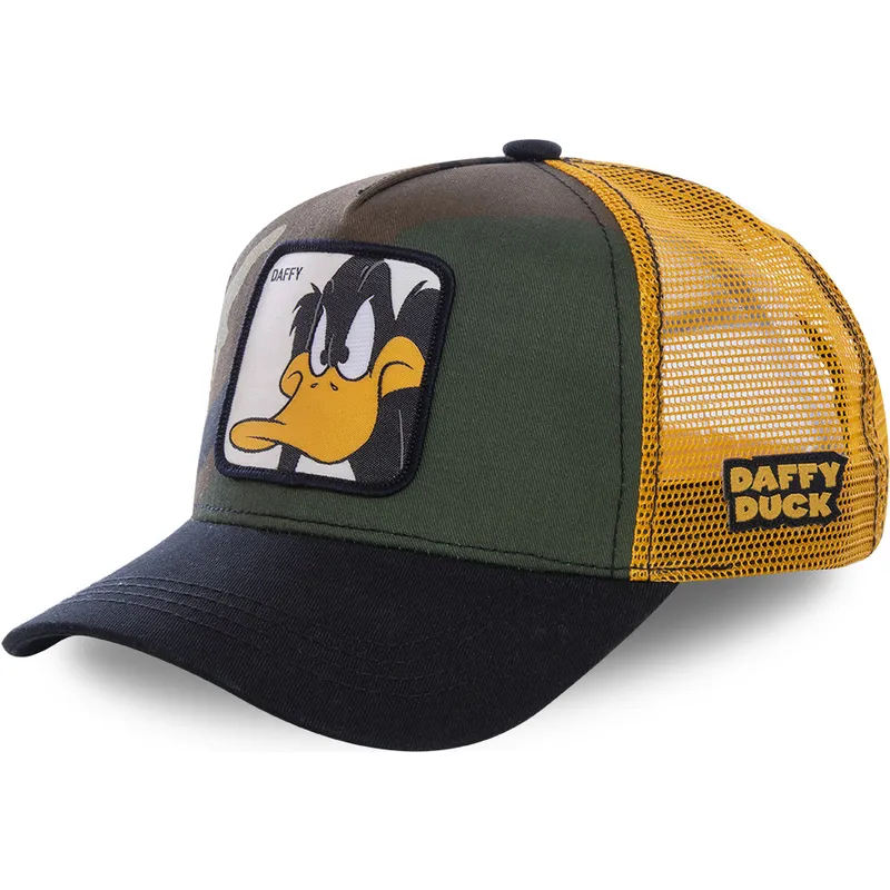 trucker-cap-camouflage-gelb-und-schwarz-duffy-duck-daf4-looney-tunes-von-capslab