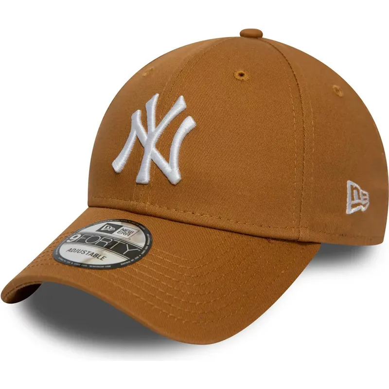 mutzen-gebogen-braun-verstellbares-band-trigo-9forty-league-essential-der-new-york-yankees-mlb-von-new-era