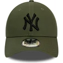 mutzen-gebogen-grun-verstellbares-band-negro-9forty-league-essential-der-new-york-yankees-mlb-von-new-era