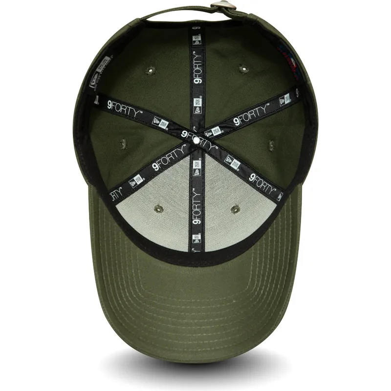 mutzen-gebogen-grun-verstellbares-band-negro-9forty-league-essential-der-new-york-yankees-mlb-von-new-era
