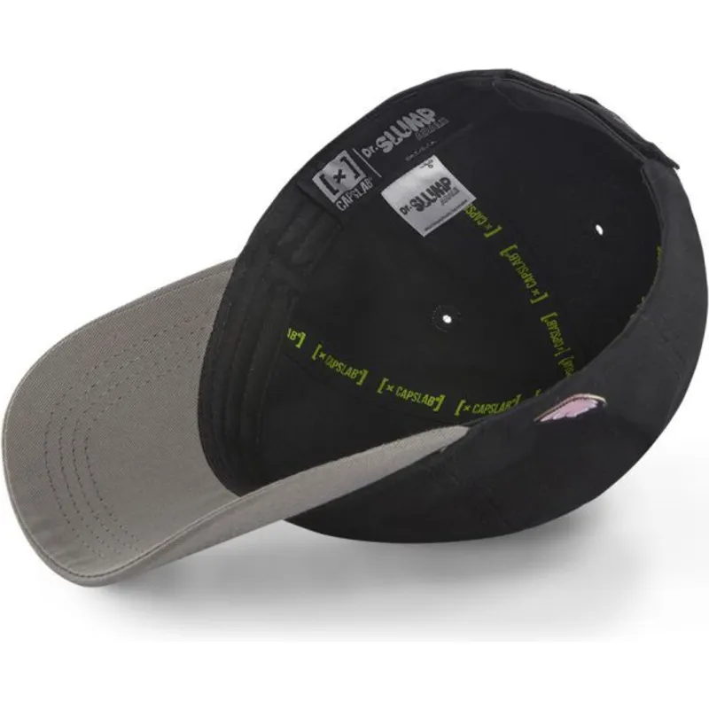 schwarze-und-graue-gebogene-snapback-kappe-rey-nikochan-nik1-dr-slump-von-capslab