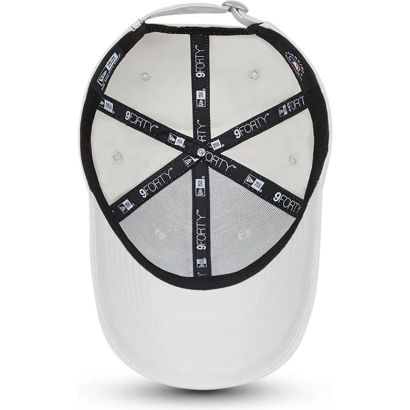 casquette-courbee-blanche-ajustable-9forty-league-essential-boston-red-sox-mlb-new-era