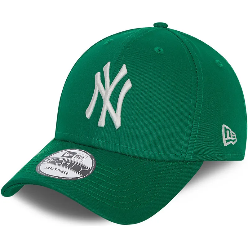 mutzen-gebogen-grun-verstellbares-band-9forty-league-essential-der-new-york-yankees-mlb-von-new-era