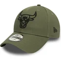mutzen-gebogen-grun-verstellbares-band-negro-9forty-league-essential-der-chicago-bulls-nba-von-new-era