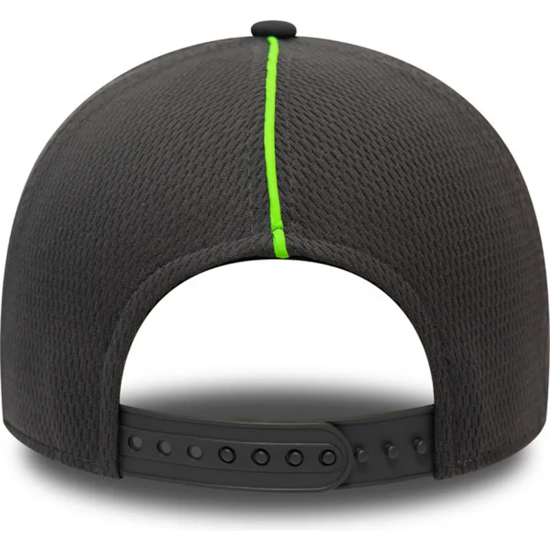 mutzen-gebogen-grau-snapback-feather-pipe-a-frame-der-new-york-yankees-mlb-von-new-era
