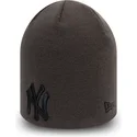 mutzen-grau-negro-skull-knit-league-essential-der-new-york-yankees-mlb-von-new-era