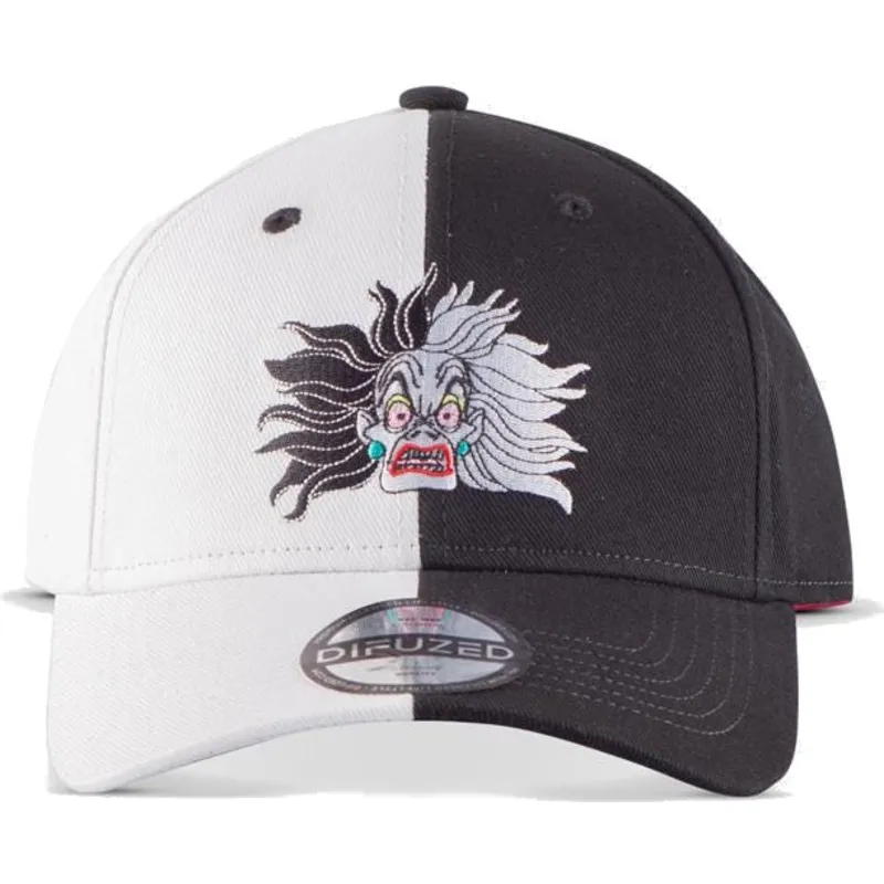 schwarze-und-weisse-verstellbare-curved-cap-cruella-de-vil-101-dalmatiner-disney-von-difuzed schwarze-und-weisse-verstellbare-curved-cap-cruella-de-vil-101-dalmatiner-disney-von-difuzed