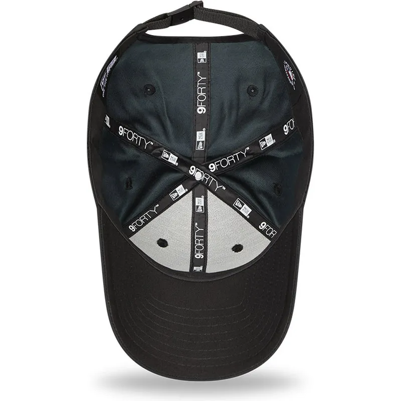 mutzen-gebogen-schwarz-verstellbares-band-9forty-sports-clip-der-new-york-yankees-mlb-von-new-era