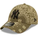 mutzen-gebogen-grun-verstellbares-band-9forty-paisley-print-der-new-york-yankees-mlb-von-new-era