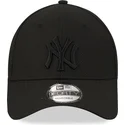 schwarze-gebogene-verstellbare-kappe-mit-schwarzem-logo-39thirty-diamond-era-von-new-york-yankees-mlb-von-new-era