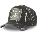 schwarze-verstellbare-curved-cap-straw-hat-pirates-tag-log1-one-piece-von-capslab