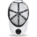 mutzen-gebogen-weiss-verstellbares-band-9forty-von-new-era