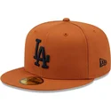 mutzen-flach-braun-angepasst-59fifty-league-essential-der-los-angeles-dodgers-mlb-von-new-era
