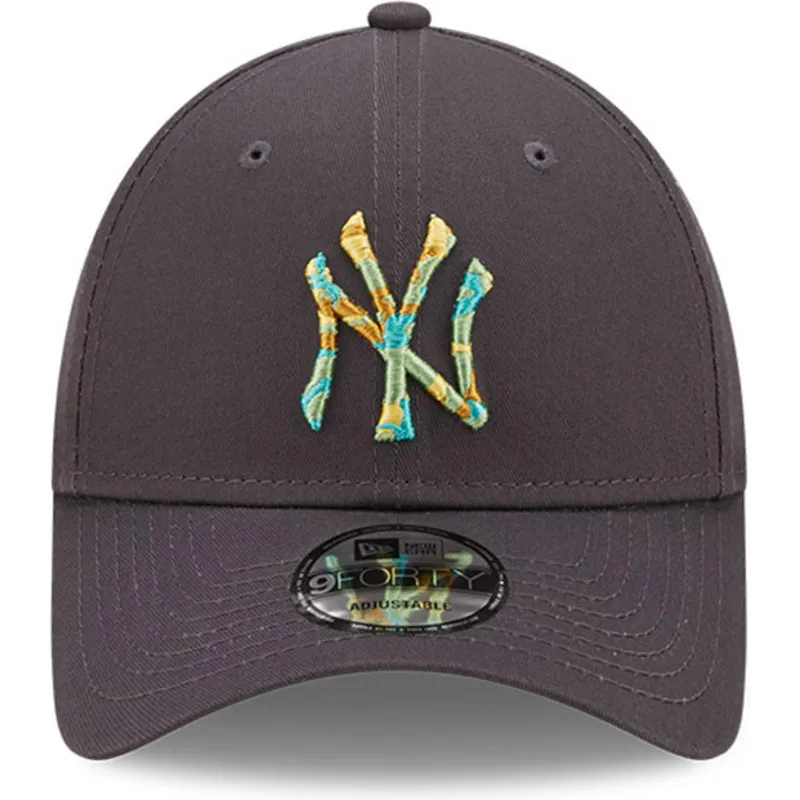 graue-verstellbare-curved-cap-9forty-camo-infill-der-new-york-yankees-mlb-von-new-era graue-verstellbare-curved-cap-9forty-camo-infill-der-new-york-yankees-mlb-von-new-era