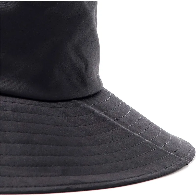 eimer-schwarz-der-bucket-negro-con-logo-azul-para-mujer-prime-von-puma