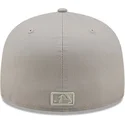 mutzen-flach-grau-angepasst-59fifty-parche-lateral-world-series-der-new-york-yankees-mlb-von-new-era