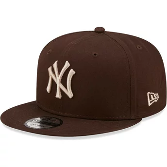 Casquette plate marron snapback 9FIFTY League Essential New York Yankees MLB New Era