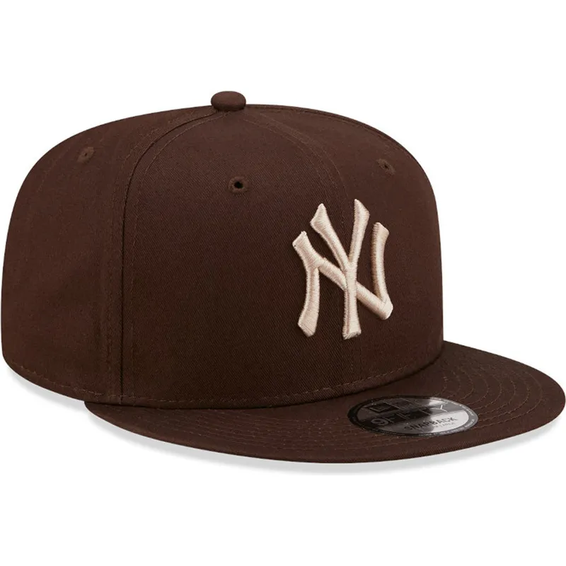 mutzen-flach-braun-snapback-9fifty-league-essential-der-new-york-yankees-mlb-von-new-era