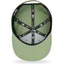 mutzen-flach-grun-snapback-negro-9fifty-league-essential-der-new-york-yankees-mlb-von-new-era
