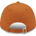 mutzen-gebogen-braun-verstellbares-band-9forty-league-essential-der-new-york-yankees-mlb-von-new-era