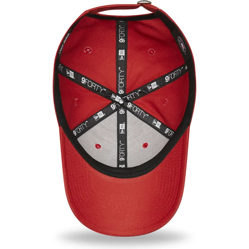 mutzen-gebogen-rot-verstellbares-band-9forty-league-essential-der-new-york-yankees-mlb-von-new-era