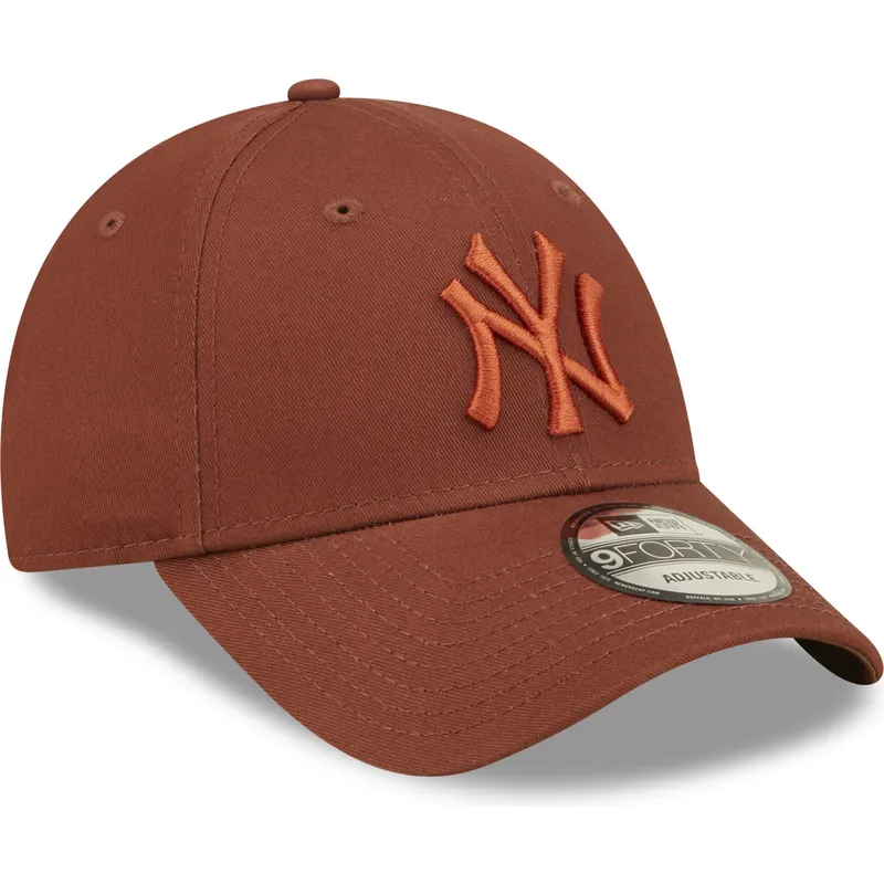 mutzen-gebogen-braun-verstellbares-band-9forty-league-essential-der-new-york-yankees-mlb-von-new-era mutzen-gebogen-braun-verstellbares-band-9forty-league-essential-der-new-york-yankees-mlb-von-new-era
