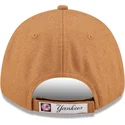 mutzen-gebogen-braun-verstellbares-band-9forty-the-league-melton-wool-der-new-york-yankees-mlb-von-new-era