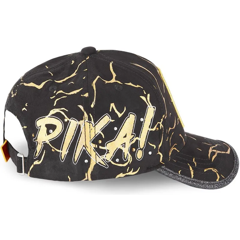 mutzen-gebogen-schwarz-verstellbares-band-pikachu-pokemon-von-capslab