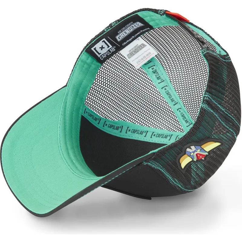 schwarze-trucker-cap-daisuke-duke-fleed-cas-act1-robot-grendizer-von-capslab schwarze-trucker-cap-daisuke-duke-fleed-cas-act1-robot-grendizer-von-capslab