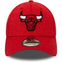 new-era-curved-brim-9forty-shadow-tech-chicago-bulls-nba-red-adjustable-cap