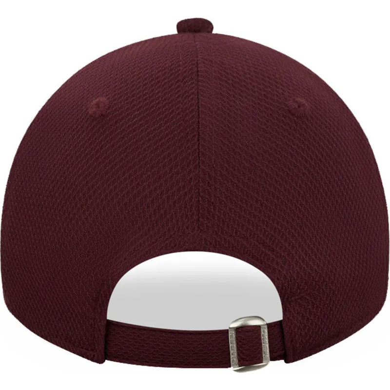 mutzen-gebogen-rot-verstellbares-band-granate-9forty-diamond-era-der-new-york-yankees-mlb-von-new-era