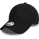 new-era-curved-brim-women-black-logo-9forty-essential-new-york-yankees-mlb-black-adjustable-cap
