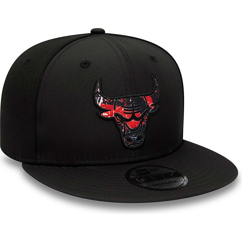 new-era-flat-brim-red-logo-9fifty-print-infill-chicago-bulls-nba-black-snapback-cap